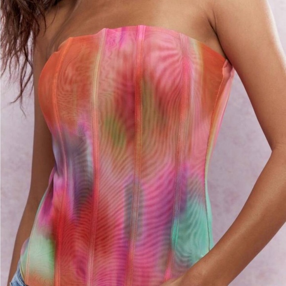 Missguided Pink and Orange Sleeveless Bustier Blouse - Picture 2 of 3